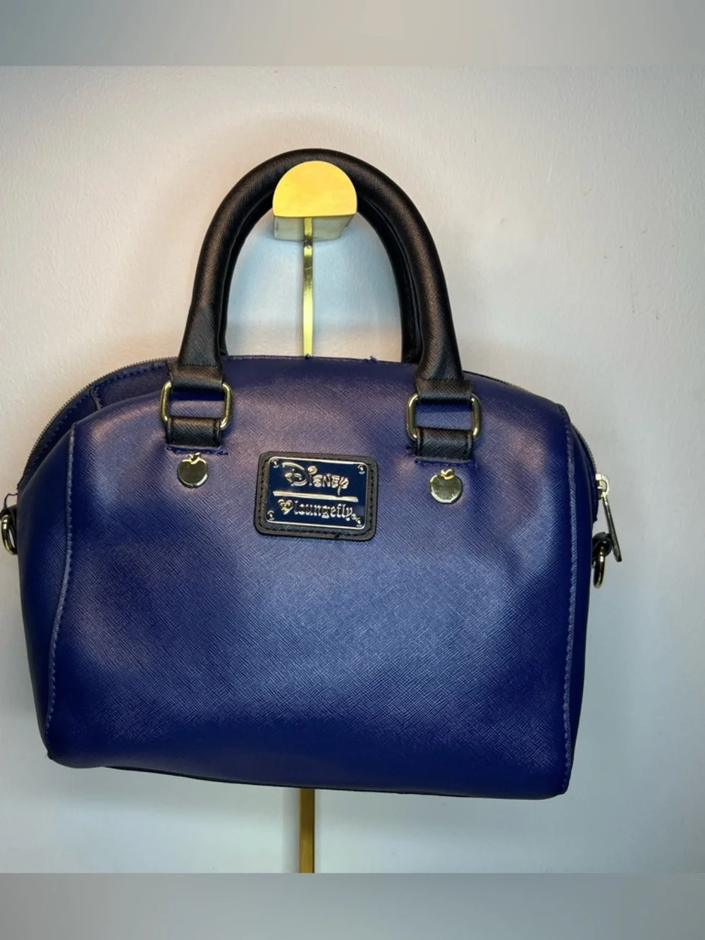 Loungefly Snow White Satchel/crossbody and wallet EU - Picture 3 of 11